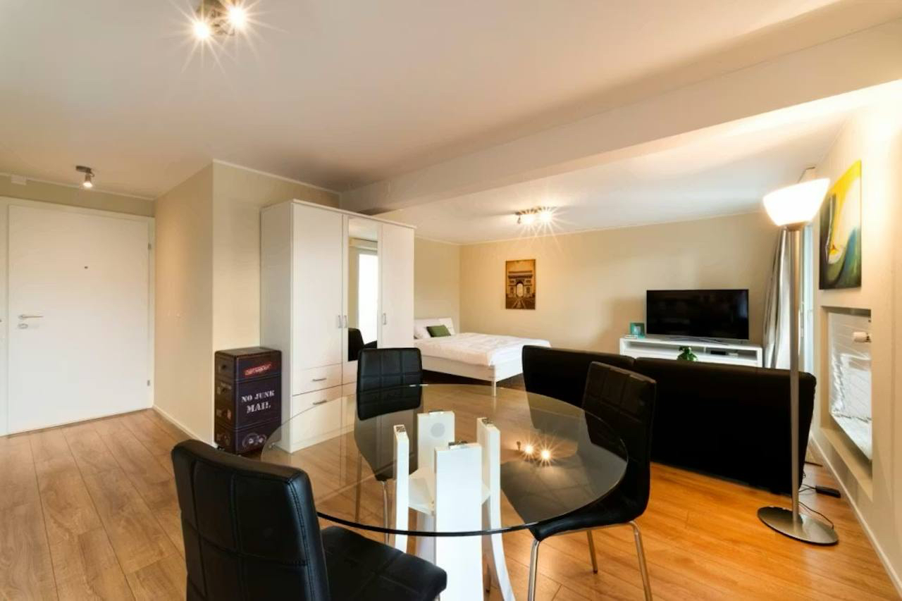 Studio meublé 34m² – Rue Joyeuse, Bourges - Image 4